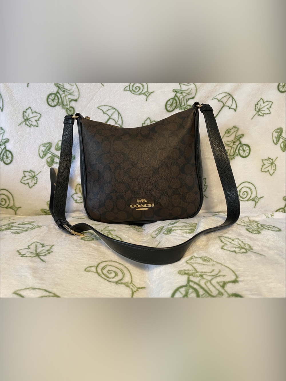 Coach Brown and Black Signature Small Shoulder Bag/ like new